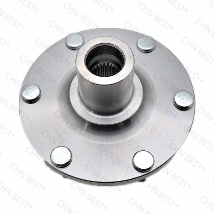 UM51-33-061A ĐỤC BÁNH XE