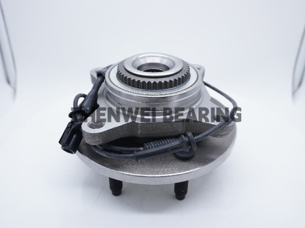2L1Z-1104BA VÒNG BI TRÙM BÁNH XE